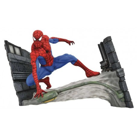 Marvel Comic Gallery PVC Statue Spider-Man Webbing 18 cm 