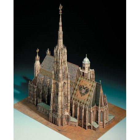 St. Stephen's Cathedral in Vienna Cardboard modelkit